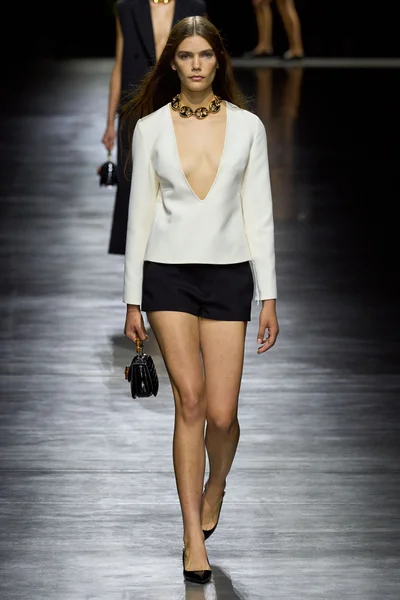 Look 6